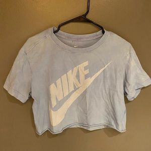 Nike cropped short sleeve tee